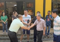 Ông Park Hang-seo nghẹn ngào 'tôi nhớ cậu rất nhiều' khi đến viếng cố HLV Dương Minh Ninh, gặp bầu Đức ở HAGL bàn chuyện lớn