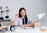 Hà Nội: Cuộc thi hội tụ dàn “trai xinh gái đẹp” tại trường THPT Chuyên Sư Phạm