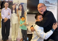 Em gái Hùng Dũng nhận món quà đặc biệt từ ông Park Hang-seo: Dân tình chỉ biết biết cảm thán vì sống quá tình cảm