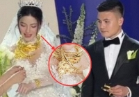 Chu Thanh Huyền bị gãy kiềng vàng vì đeo một lúc quá nhiều, màn xử lý bình tĩnh của tất cả nhận về sự chú ý