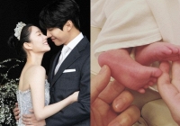 Lee Seung Gi - Lee Da In tung bộ ảnh cưới chưa từng công bố kỷ niệm 1 năm kết hôn, ai dè bị ái nữ chiếm spotlight 