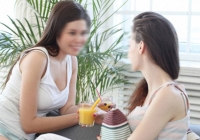 Về quê thăm mẹ đẻ, gặp chị dâu hỏi vay tiền mà tôi xấu hổ không dám gật đầu cho mượn