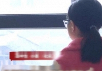 Nữ sinh 14 tuổi trộm gần nửa tỷ đồng tiền phẫu thuật của mẹ, biết lý do đằng sau ai cũng phẫn nộ