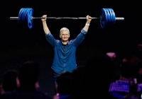 Yêu thể thao như CEO Apple Tim Cook: Tập gym từ lúc 5h sáng, hâm mộ một môn suốt hơn 50 năm 