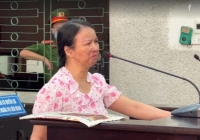 Mẹ nữ sinh giao gà bật khóc kêu oan, khẳng định không phải là người mẹ 'vì tiền nên không cứu con'