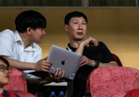 Lịch làm việc cực căng của tân HLV ĐT Việt Nam Kim Sang-sik, vừa đến Việt Nam đã ra sân 'xem giò' Hoàng Đức, Bùi Tiến Dũng
