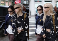 Rosé gây chấn động khi khoe khoảnh khắc hẹn hò Jennie ở Mỹ nhưng lại khiến fan tiếc nuối vì một điều!