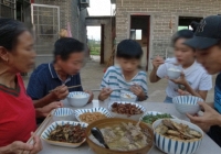 Khoảnh khắc nhận ra mẹ chồng phân biệt, con dâu chỉ là người ngoài, tôi dùng 1 câu nói khiến bố mẹ chồng phải quay đầu thừa nhận sai lầm