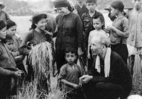134 năm Ngày sinh Chủ tịch Hồ Chí Minh: Tháng Năm nhớ Bác