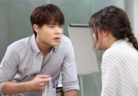 Nghe cuộc thương lượng của chồng với người chủ nhà, tôi choáng váng trước sự tính toán thâm hiểm của anh ấy