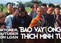 Tận mắt thấy ông Thích Minh Tuệ bị 'bao vây' bởi đám đông YouTuber, TikToker ở Quảng Bình, gây hỗn loạn, tắc nghẽn giao thông