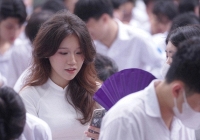 Sự kiện từng khiến giới ngoại ngữ 'xôn xao': Vượt tiếng Trung, đây mới là ngôn ngữ khó đỗ nhất lịch sử, xác định phải thi 10 điểm/môn