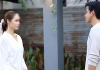 Tài khoản bị trừ 30 triệu, tôi vội gọi điện cho chồng sắp cưới để hỏi lý do, anh thản nhiên trả lời một câu như sét đánh ngang tai