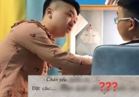 Được yêu cầu đặt câu với từ 'chân yếu', học sinh tiểu học biến tấu độc đáo khiến ai nấy cười sặc cơm