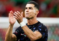Vì sao Cristiano Ronaldo “bị cấm” mở kênh YouTube và tài khoản TikTok riêng?