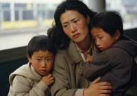  Thấy vợ mua sầu riêng về ăn, chồng tôi liền cầm sổ đỏ đặt lên bàn rồi bỏ về nhà nội ở cả tuần nay