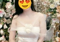 Tiếp viên hàng không nghỉ việc lấy chồng MC, giờ ở biệt thự hàng chục tỷ: Hai vợ chồng dạy con miễn chê