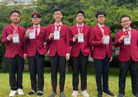 Học sinh Việt Nam giành 5 huy chương tại Olympic Toán học quốc tế 2024