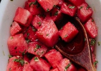 Việt Nam có trái “xanh vỏ đỏ lòng” tưởng chỉ giải khát nhưng tốt từ tim mạch tới da và mắt, ngăn ngừa ung thư