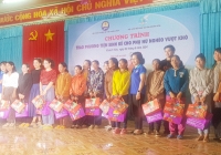Hội Doanh nhân nữ tỉnh Khánh Hòa trao phương tiện sinh kế và hàng trăm món quà thiết thực cho Phụ nữ khó khăn huyện núi Khánh Vĩnh