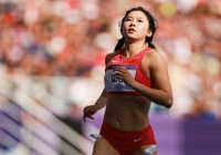 “Nữ thần” điền kinh cao 1m75 từng gây tranh cãi vì trang điểm, xuất hiện thế nào tại Olympic 2024?