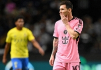 Messi nhận tin sét đánh