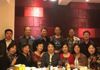 Họp lớp báo 15 người tham gia, lúc đi ăn bỗng xuất hiện thêm 6 người không ngờ tới: Tôi như đứng tim!