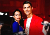 Bạn gái không còn cần đến tiền của Ronaldo
