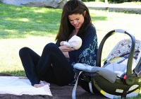 Selena Gomez mất khả năng sinh con