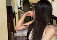 Nữ ca sĩ Vbiz đi hát 10 năm không ai biết, “phông bạt” từ thiện cả nước hay