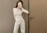 Mẹ ba con Nhật Bản ở tuổi 41 vẫn giữ được vòng eo 56cm nhờ 2 động tác đơn giản đến bất ngờ