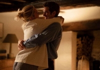 'Ngày Ta Đã Yêu'- Chuyện tình của Andrew Garfield và Florence Pugh mở màn ấn tượng, khán giả ví von “nỗi đau đẹp đẽ nhất màn ảnh cuối năm”