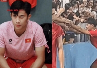  Dàn fan nữ sốc visual Trần Gia Bảo U17 Việt Nam, níu tay không cho về: Sao trẻ được ví như Lamine Yamal, vượt Công Phượng, Quang Hải