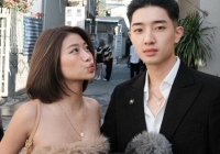 Hotgirl Louis Phạm thay đổi diện mạo, tình tứ bên bạn trai Việt kiều sau ồn ào 'phông bạt' nhưng phải vội khoá bình luận vì một lý do 