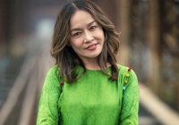 Tú Oanh: Bông hoa đa màu sắc của màn ảnh Việt