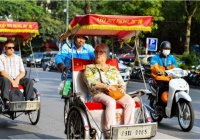 Du lịch Việt Nam 11 tháng đầu năm 2024 thu gần 760.000 tỷ đồng 