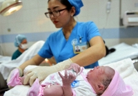 TP.HCM 'chốt' chính sách hỗ trợ tiền cho phụ nữ sinh đủ 2 con trước 35 tuổi 