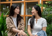 Ngày đầu tiên đi làm lại sau Tết, sếp tặng bao lì xì đỏ và bảo tôi 'đừng làm việc của lao công' khiến tôi bàng hoàng