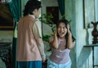 'Nhà gia tiên' tung poster “tình anh em” Huỳnh Lập và Phương Mỹ Chi, ra mắt chuỗi gameshow hài hước