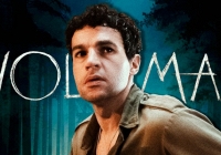 Đề cử Quả Cầu Vàng Christopher Abbott: Từ chàng trai ngọt ngào đến những vai phản diện đầy ấn tượng