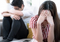Tôi khủng hoảng tinh thần khi chồng U45 đột ngột thất nghiệp, vậy mà anh nói: 'Em là người làm cản đường công danh của chồng'