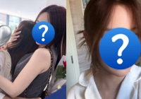 Con gái 'Ảnh hậu ngoại tình' uất ức khi bị 'lợi dụng và cô lập'