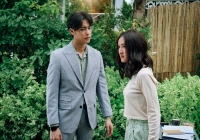 Ngày đầy tháng con trai, tôi đưa cho anh trai chồng tờ xét nghiệm ADN khiến cả nhà náo loạn: Cái kết đích đáng