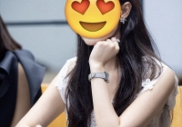 'Hotgirl Việt đời đầu' từng huỷ hôn giờ cưới thiếu gia: Giàu có vẫn làm một điều đúng chuẩn 'người đẹp tri thức'