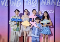 'Lật Mặt 8: Vòng Tay Nắng' đạt kỷ lục phim Việt có số vé đặt trước cao nhất mọi thời đại