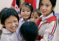 Gieo yêu thương ở điểm trường khó Lũng Hoài