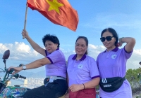 Đại gia đình Chi hội Nữ Trí thức tỉnh Khánh Hòa cùng chinh phục núi Cô Tiên