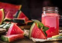 Hơn cả một trái cây giải khát mùa hè, chuyên gia hé lộ những lợi ích sức khỏe không ngờ từ dưa hấu