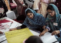 Những tấm gương điển hình truyền cảm hứng cho các cô gái trẻ trong lĩnh vực STEM ở Pakistan