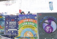 Rước đèn rước cả tri thức từ sách khoa học